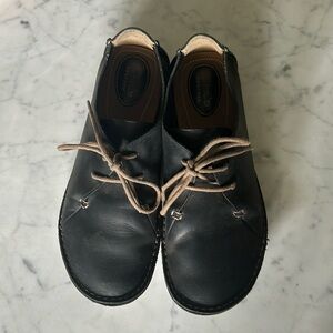Clark’s Artisan Janey Mae leather shoes Size 8.
